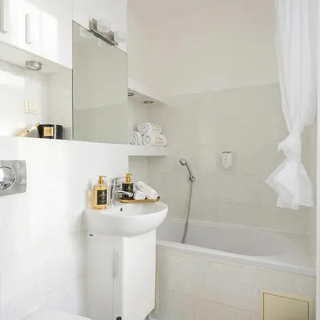 Apartament Modern Center - Zelazna Warszawa